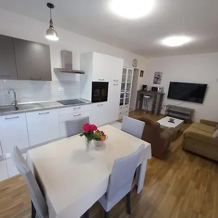 Ive Apartamento *
