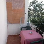 Ive *