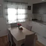 Ive דירה זאדאר