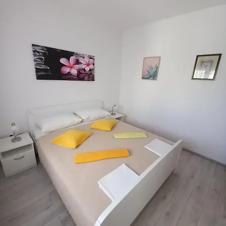 Ive Appartement Zadar