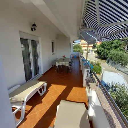 Ive Apartamento *
