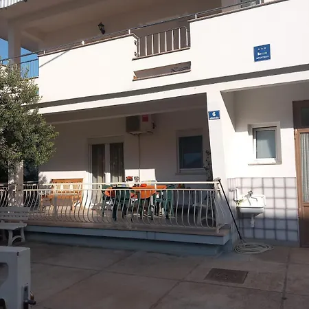 דירה Ive