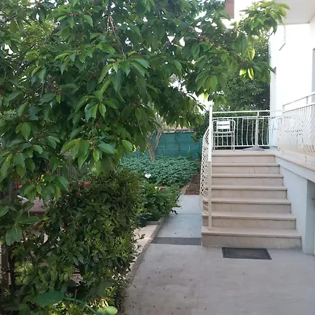 Ive Apartman Zára